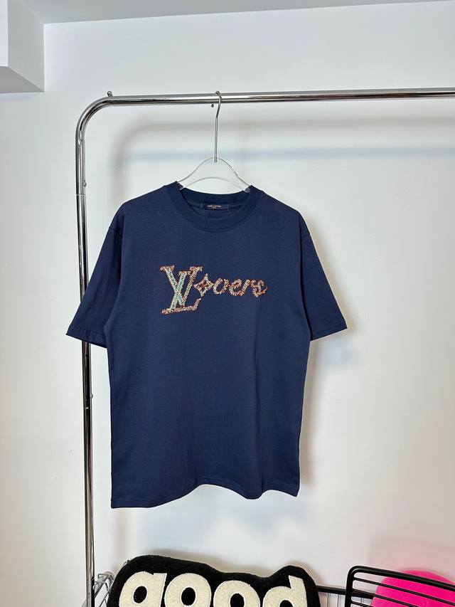 Style number: Hmy84# Lv Louis Vuitton's latest beaded short-sleeved T-shirt is n