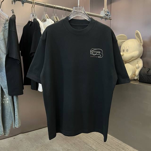 Balenciaga Fabric: 320g fabric, 40s double yarn Size: S - jin M - jin L - jin Xl