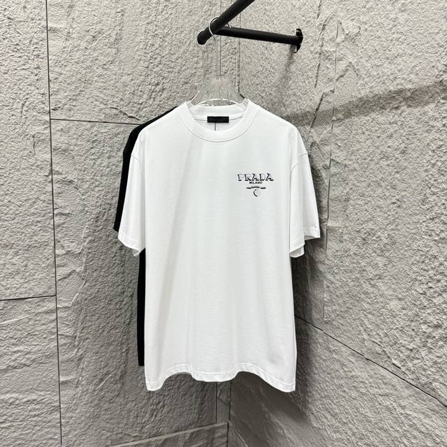 Prada *Prad* 2025 Spring and Summer Black and White Letter Embroidery Personaliz