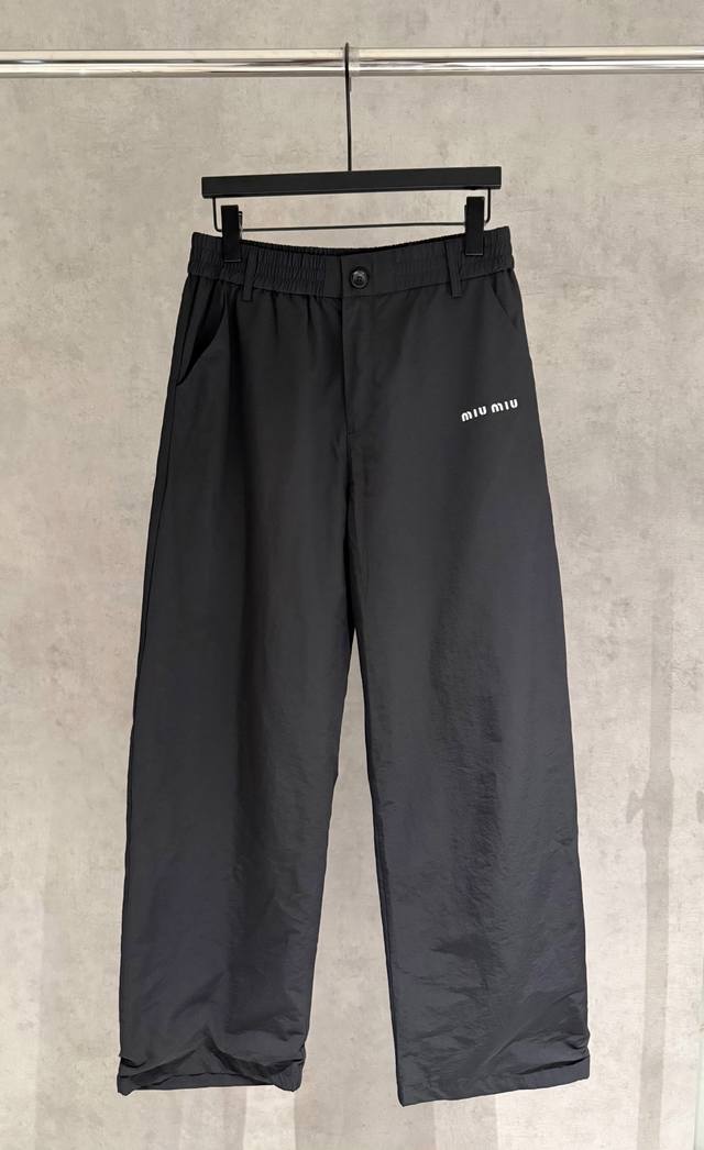 Strict quality control Miumiu new summer ice-feel straight casual pants Double-l