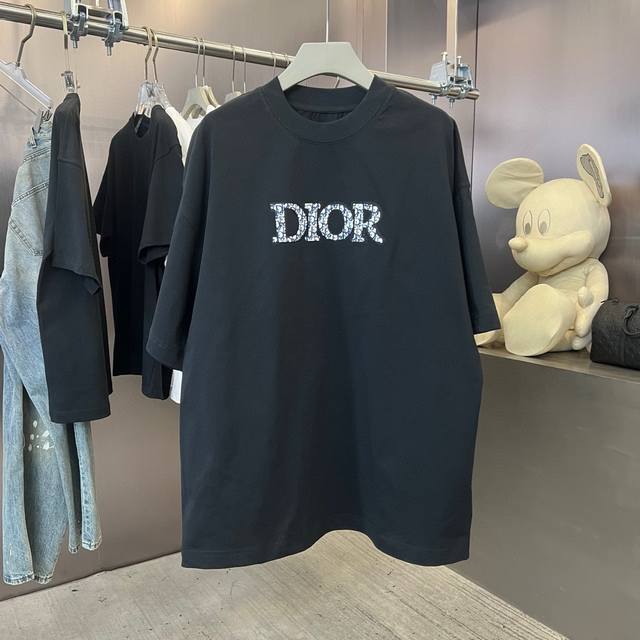 Dior Fabric: 320g fabric, 40s double yarn Size: S - jin M - jin L - jin Xl -200