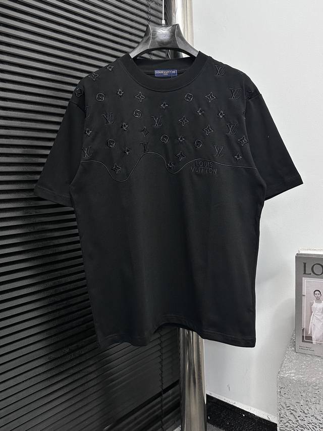 Louis Vuitton 2025Ss new embroidered T-shirt Fabric 290g double yarn! The highes