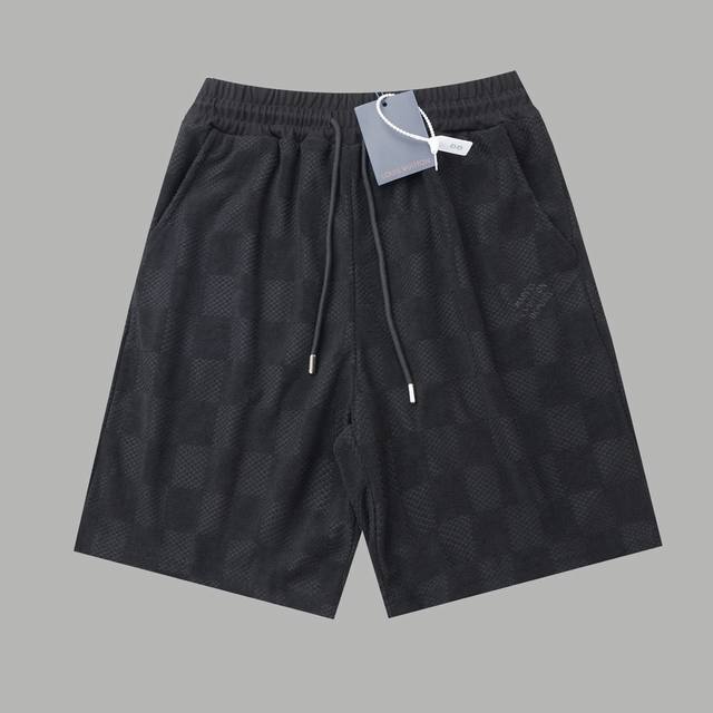 Lv plaid letter jacquard fabric embroidered shorts The fabric is made of 80S dou