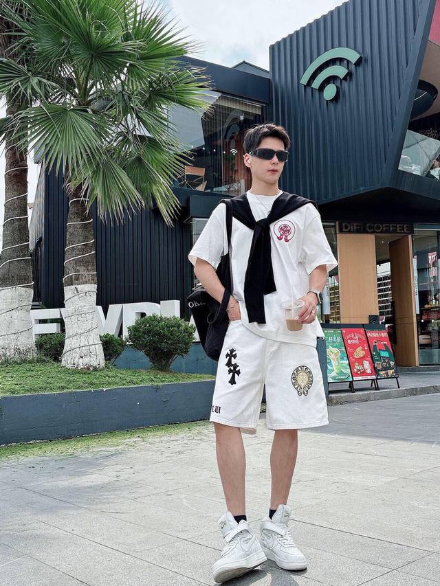 Clothes and pants Chrome Hearts Spring and Summer new models are launched at the