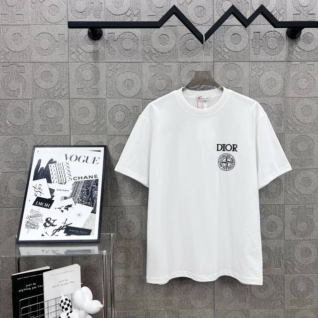 Dior boutique simple Logo letter joint Stone Island logo three-dimensional glue