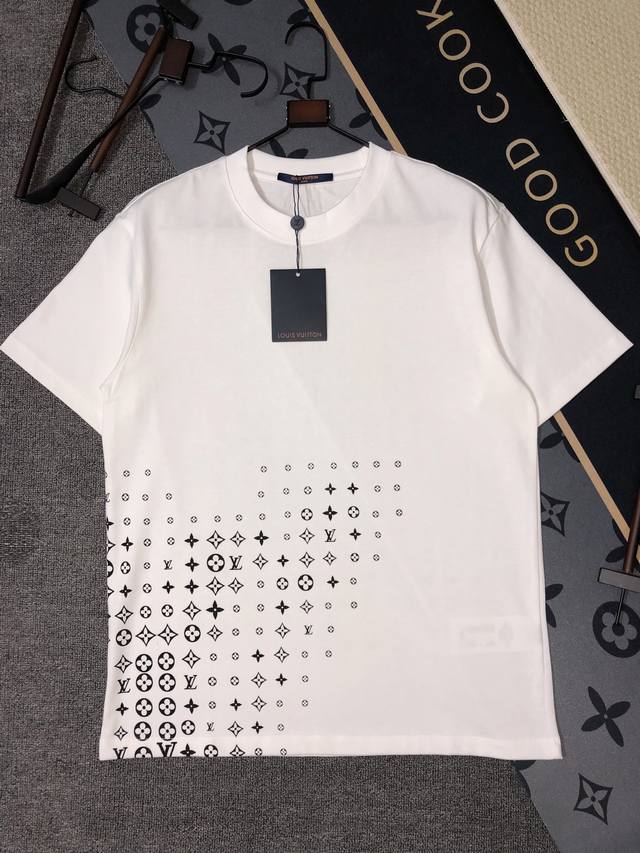 Lv 25S summer style Color black white Size SML Xl Full front and back prints 280