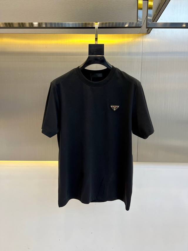 Prada, 2025 Spring and Summer Men's New Classic Logo Round Neck Short Sleeve T-s