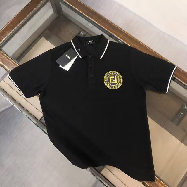 Fendi 2025 Spring and Summer latest, the latest men's short-sleeved lapel Polo s