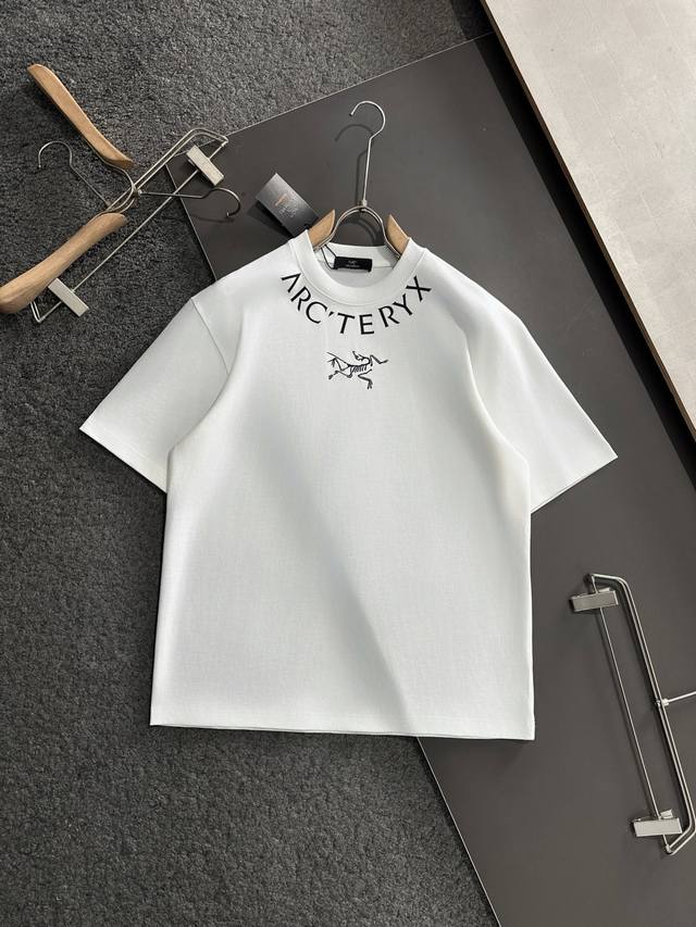 Arc 2025Ss Spring and Summer latest round neck fashion short-sleeved T-shirt, of