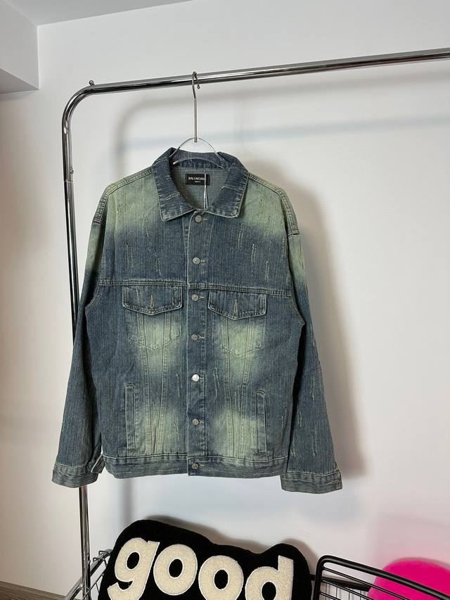 Style number: Hmy56# Balenciaga Blcg washed distressed back rhinestone slogan de