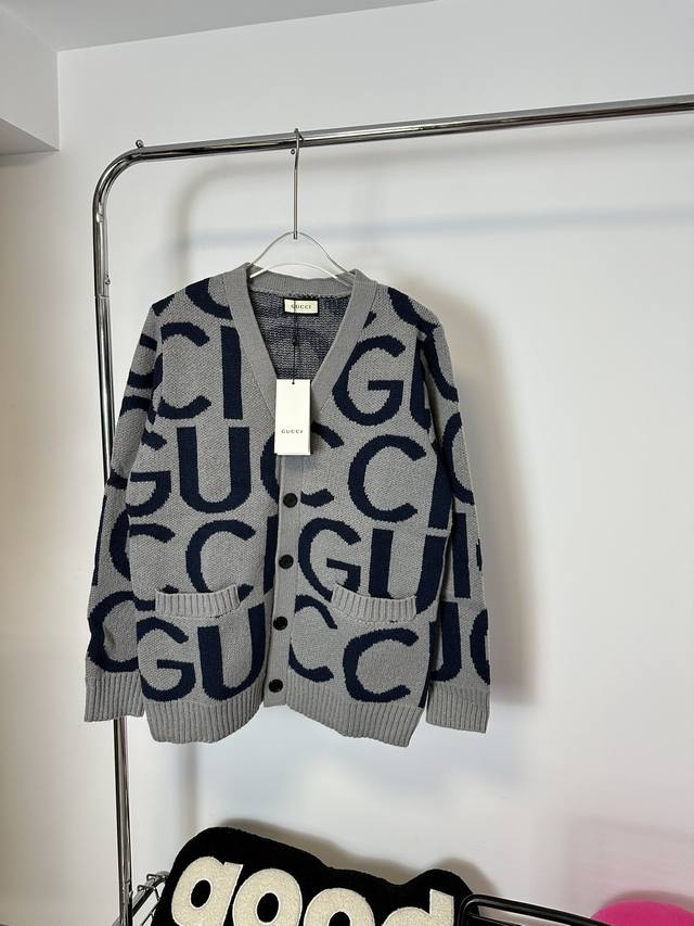 Style number: Hmy12# Gucci Double G full print knitted cardigan for men and wome