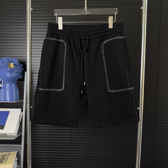 635 Arrived on the same day, ready to match Loewe Loewe curve pocket logo embroi