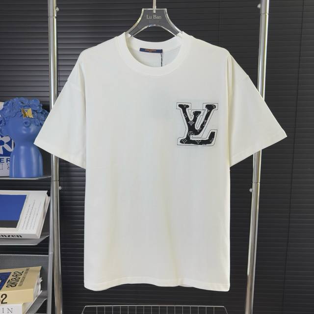 595 Arrived on the same day, in stock and ready to match Louis Vuitton 2025 new