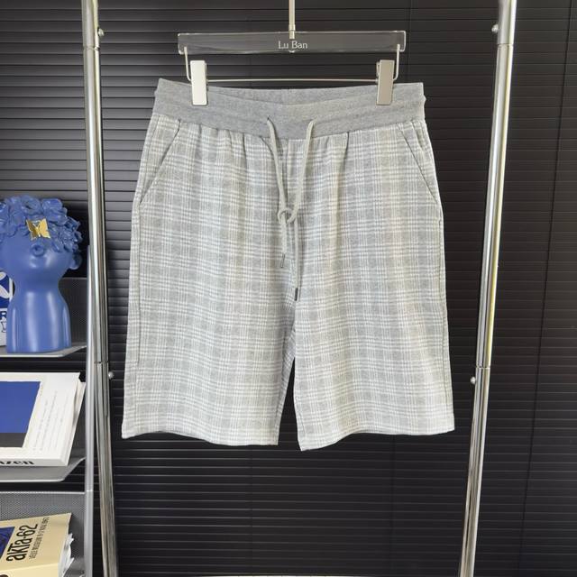 612 Arrived on the same day, ready to be matched Burberry 2025 new light luxury