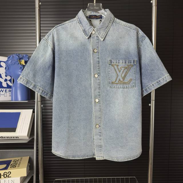605 Arrived on the same day, ready to match Louis Vuitton official website synch