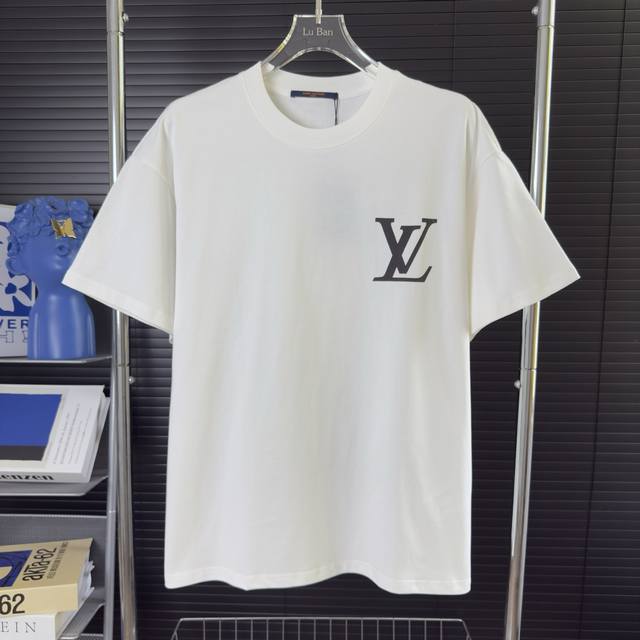 592 Arrived on the same day, ready for matching Louis Vuitton Louis Vuitton lett