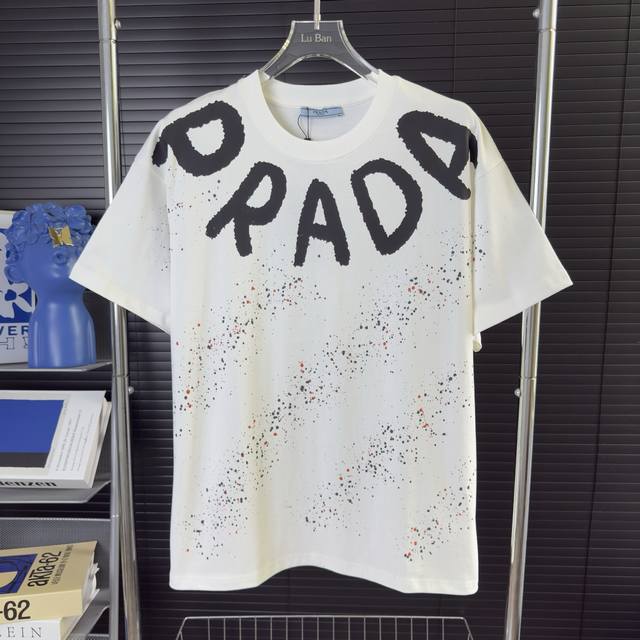 590 Arrived on the same day, ready for delivery Prada Prada heavy hand-painted l