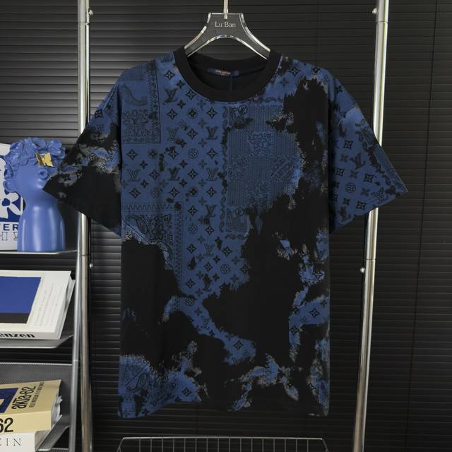 588 Arrived on the same day, ready to match Louis Vuitton short-sleeved T-shirt