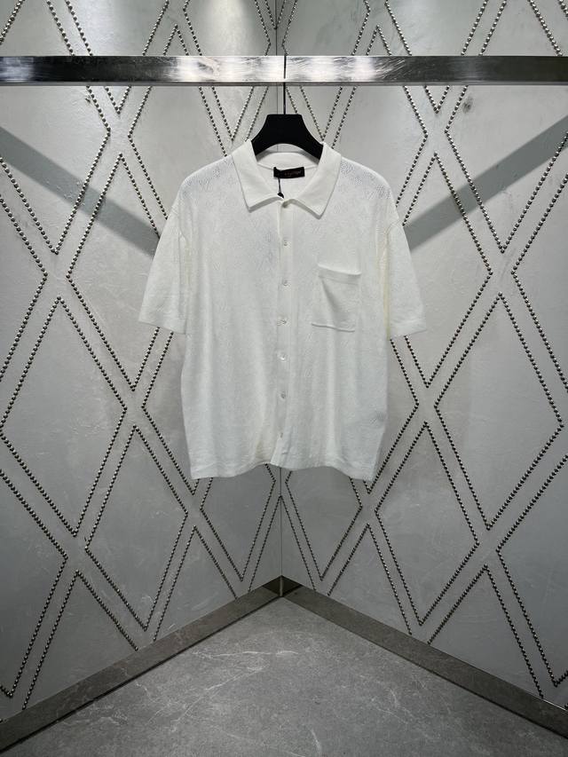 The new short-sleeved shirt from LVJIA 25Ss is made of soft cotton and features