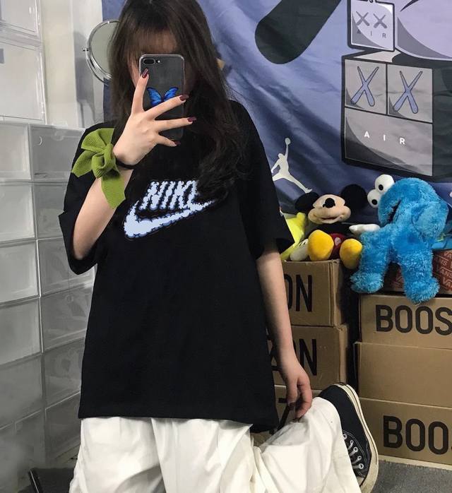 New arrival! Elements collide, unique mood! New summer Nike cloud graffiti iconi