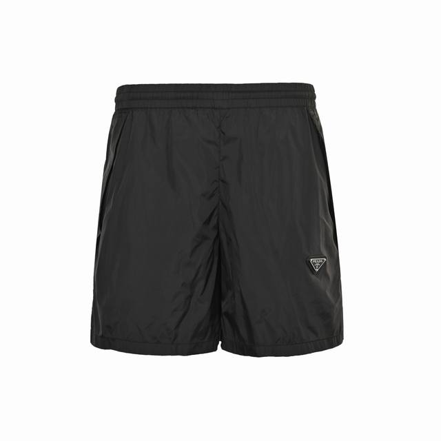 Prada 25Ss classic triangle logo nylon shorts Made of technical nylon waterproof