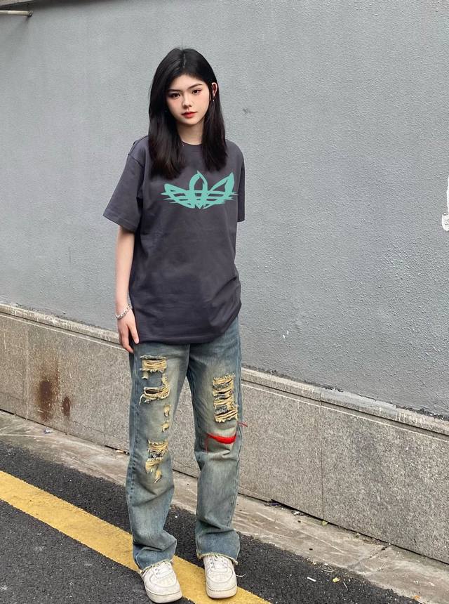 New arrival! Adidas elements collide, super eye-catching! Not only does it retai