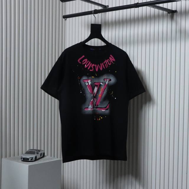 Louisvuitton 25Ss Graffiti Logo Printed Short Sleeve T-shirt The simple and loos