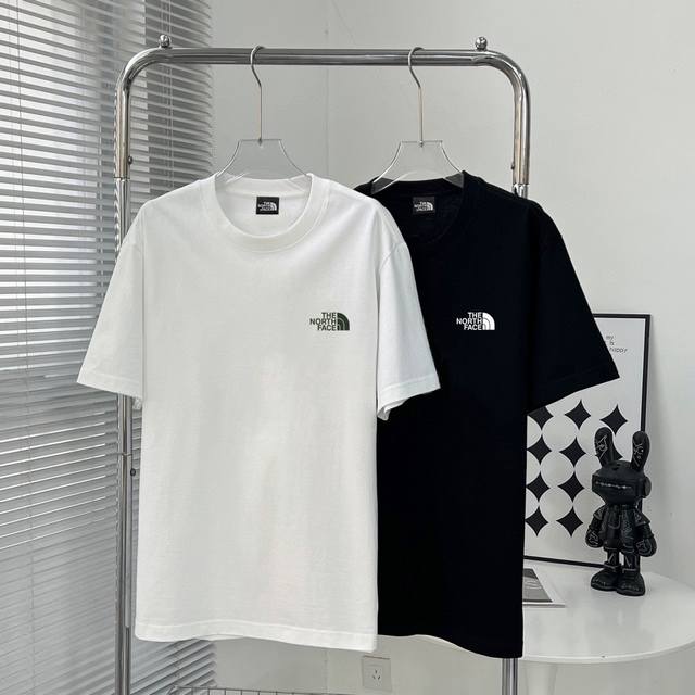 New North Face printed short-sleeved T-shirt with youthful look! Versatile and y