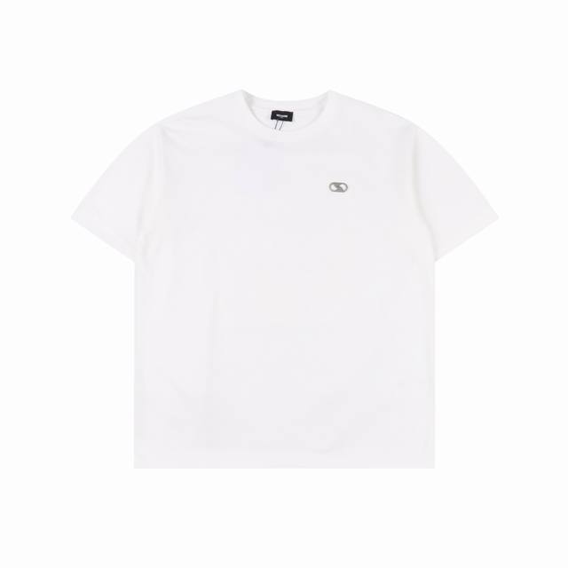 We11Done 22Ss bullet screen embossed short sleeves The fabric is made of customi