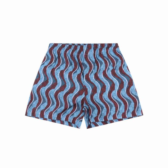 Gucci Gucci full print dark pattern snake short-sleeved shorts 2025 Gucci early