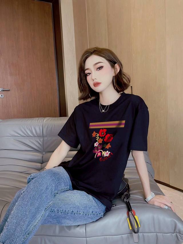 Gucci floral letter short-sleeved top