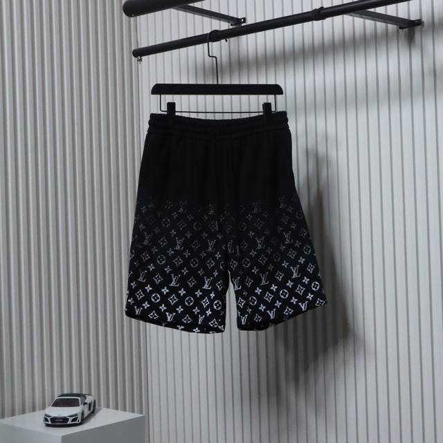 Louis Vuitton 25Ss Gradient Old Flower Print Shorts The fabric is a customized 3