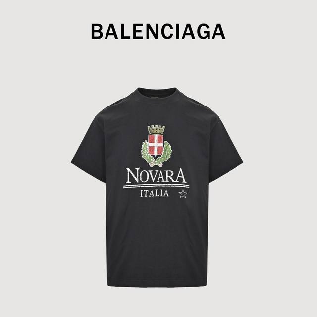 Balenciaga 25Ss Novara distressed print short sleeves made of 100% cotton fabric