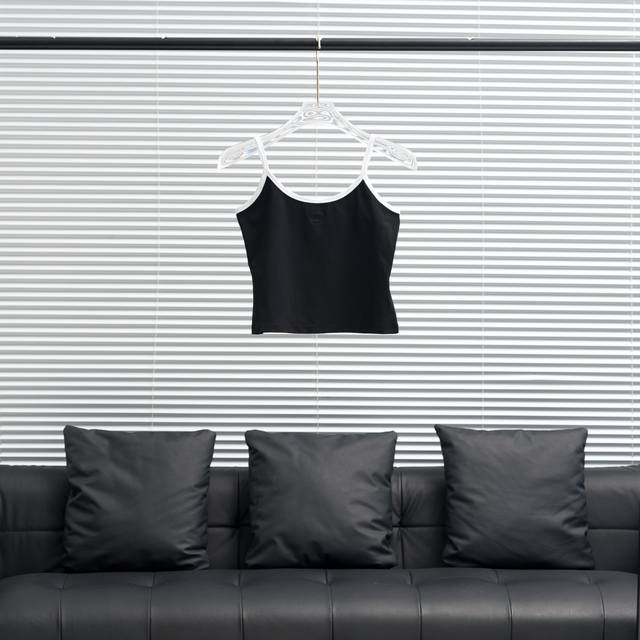 Factory P direct supply AdidasحClover 0042 Women's short-sleeved + suspenders tw
