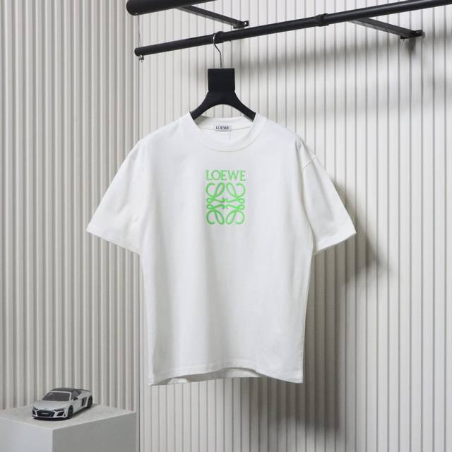 Loewe 25Ss fluorescent four-leaf clover short-sleeved T-shirt is made of customi
