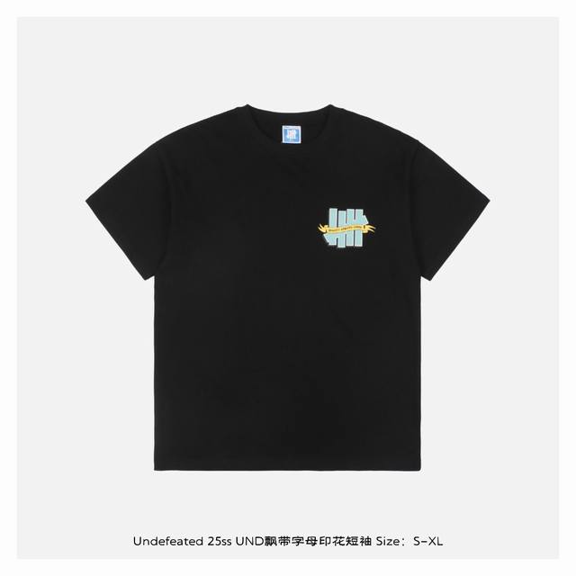 Undefeated 25Ss Und Ribbon Letter Printed Short Sleeves The fabric is made of he