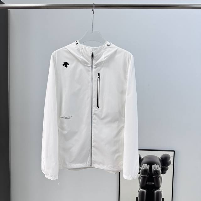 DescenteحDescente Training William Chan's Same Style Ice Hooded Jacket The Desce