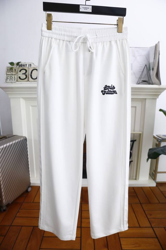 Louis Vuit*On. 25 Summer new fashion men's thin casual pants! Made of imported c