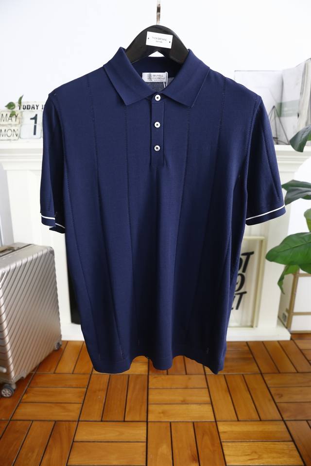 Brunello Cucinelli. 2025 summer new men's knitted short-sleeved fashionable clas