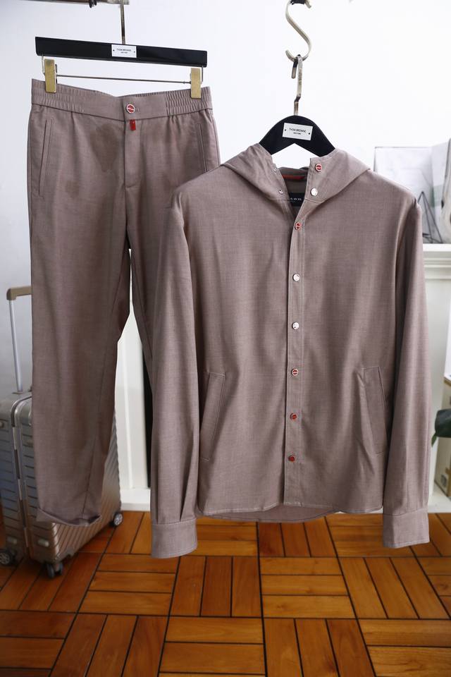 Pants P290Kiton. 25 New men's suit! Fashionable long-sleeved trousers suit! Disa