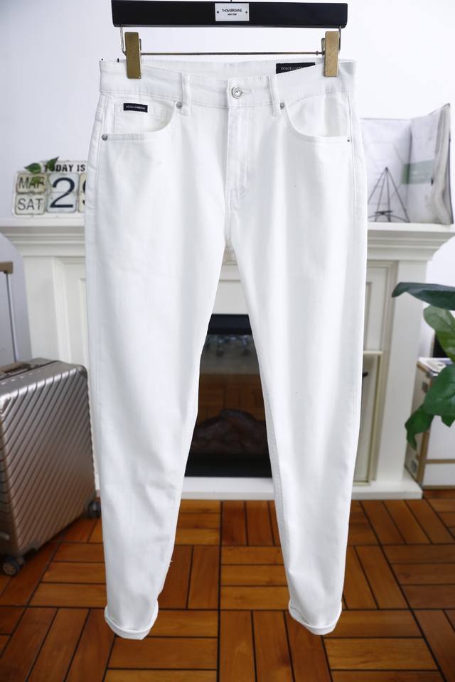 Dolce & Gabba*A. 25 Spring new original high-end white men's jeans! Luxury class