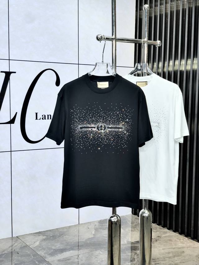 Gucci 2025 Spring and Summer new models are launched in the counter. The latest