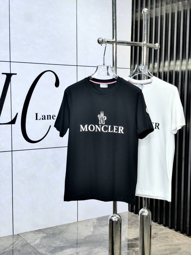 Moncler 2025 Spring and Summer new models are launched in the counter. The lates