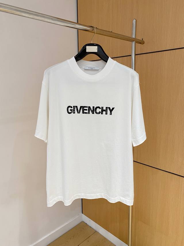Givenchy 2025 latest short-sleeved T-shirt, top printed letter pattern logo on t