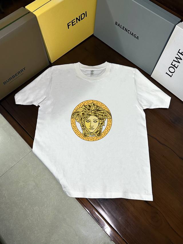 Versace 25Ss new short-sleeved T-shirt The fabric is made of high-weight fabric,