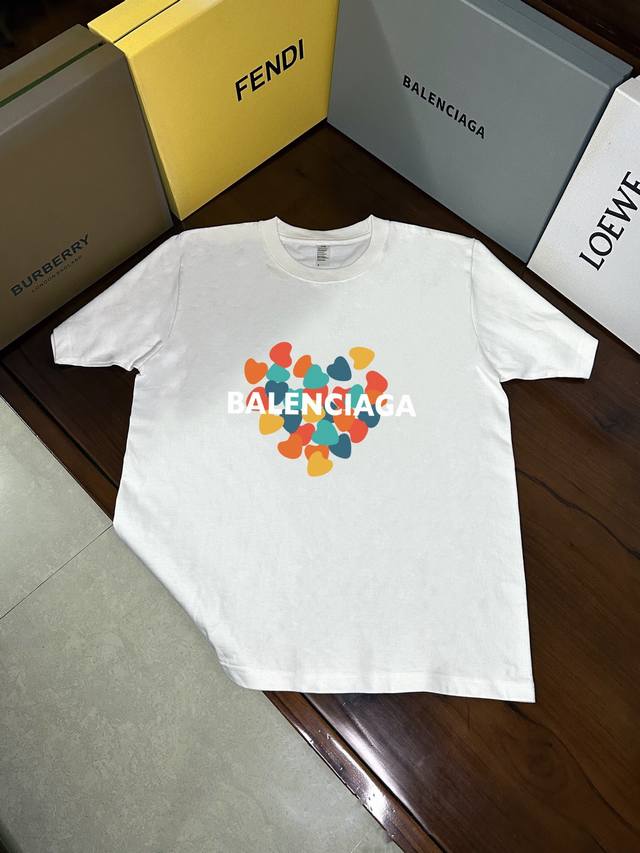 Balenciaga 25Ss new short-sleeved T-shirt The fabric is made of high-weight fabr