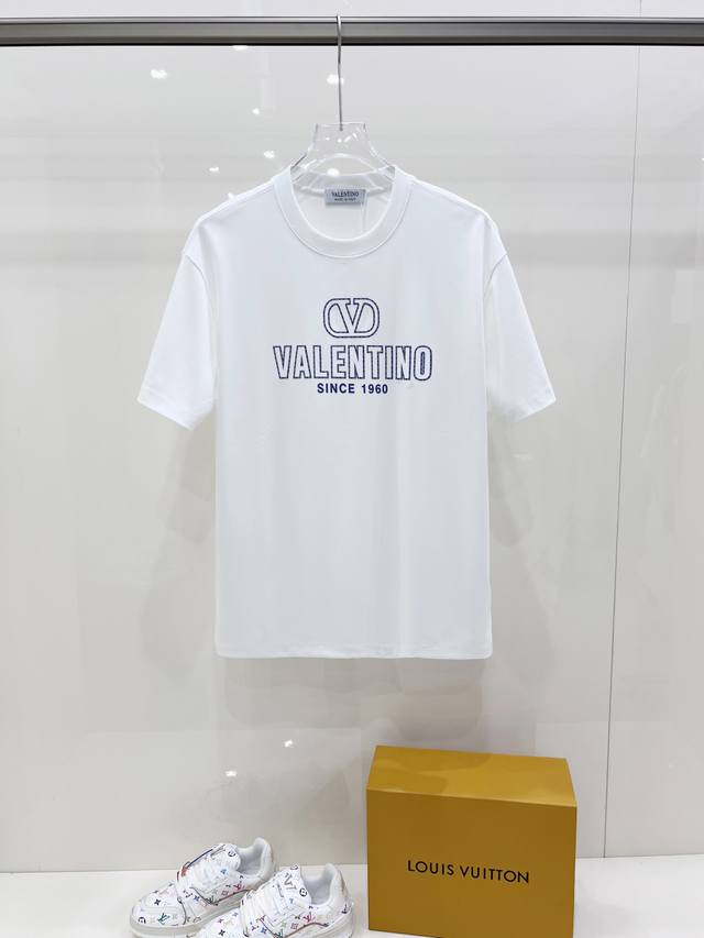 New Valentino exclusive hit 2025 spring and summer new models first release in t
