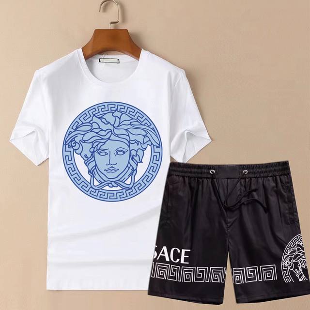 Please report your height and weight when placing an order. Versace new spring s