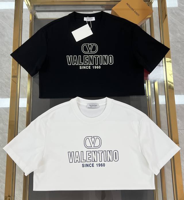 New Valentino exclusive hit 2025 spring and summer new models first release in t