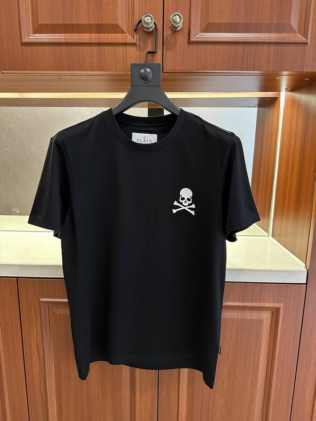 P*P original purchase item, the same style as the new short-sleeved round neck T